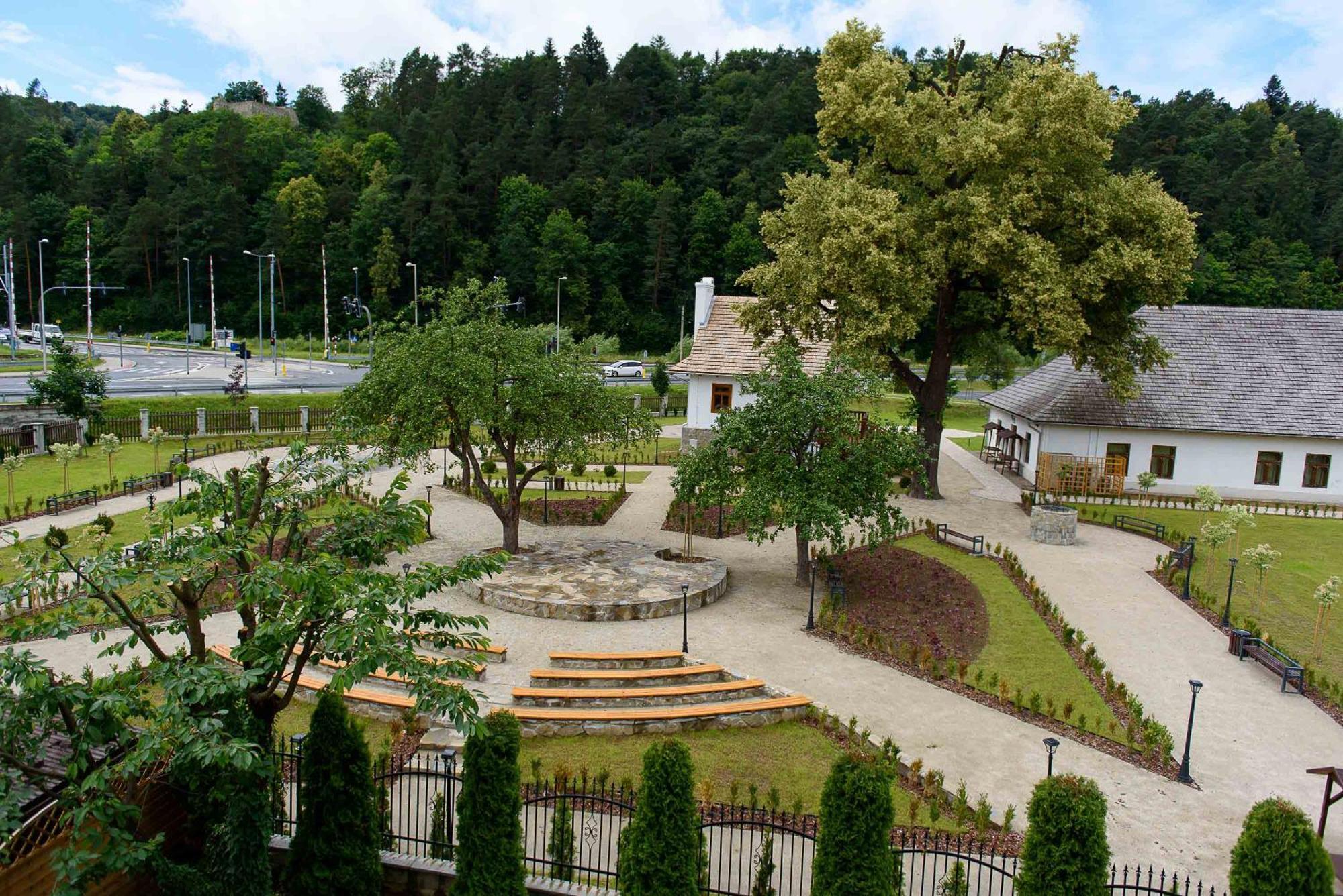 Villa Turris Apartamenty Przy Muszynskim Zamku Muszyna Buitenkant foto