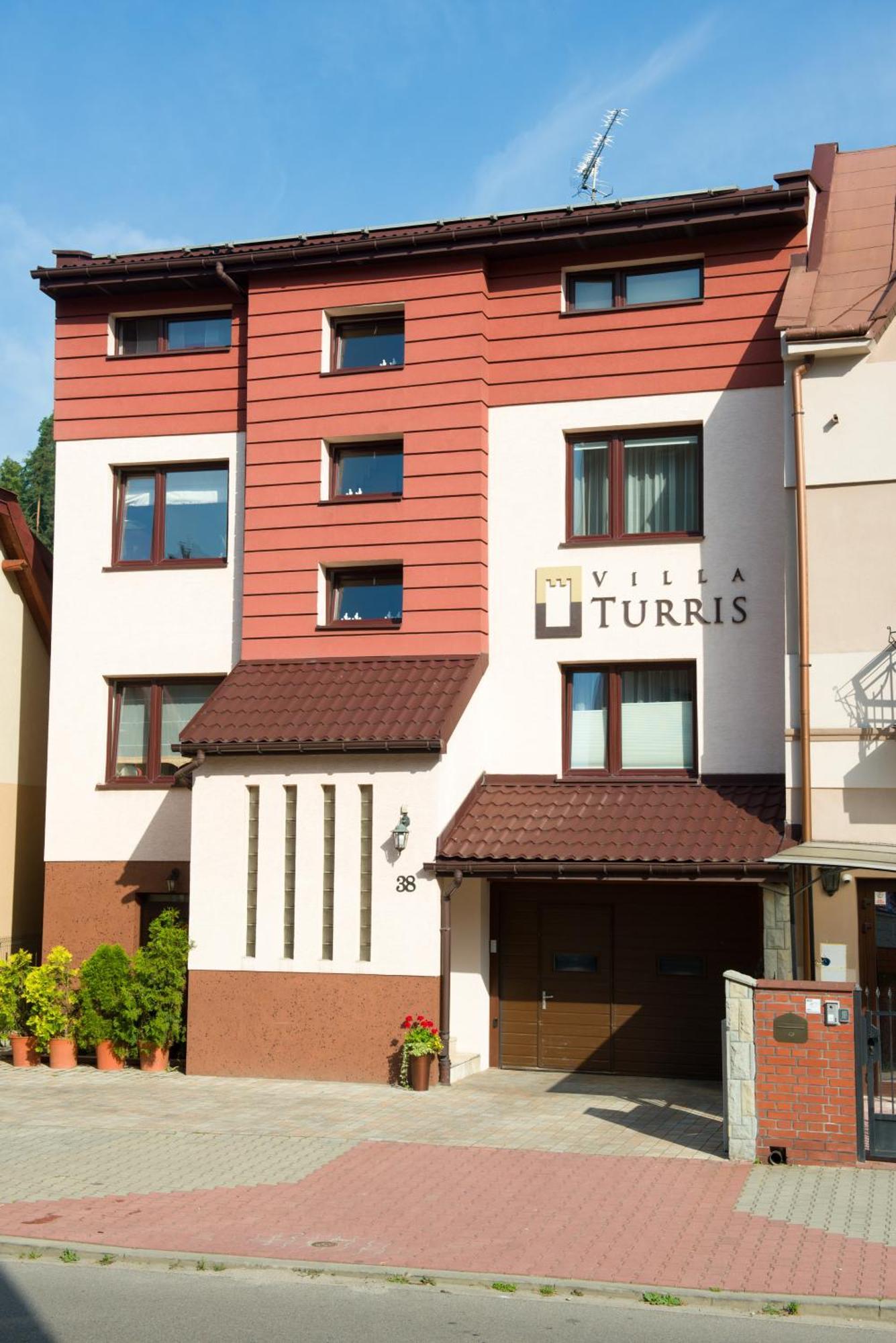 Villa Turris Apartamenty Przy Muszynskim Zamku Muszyna Buitenkant foto